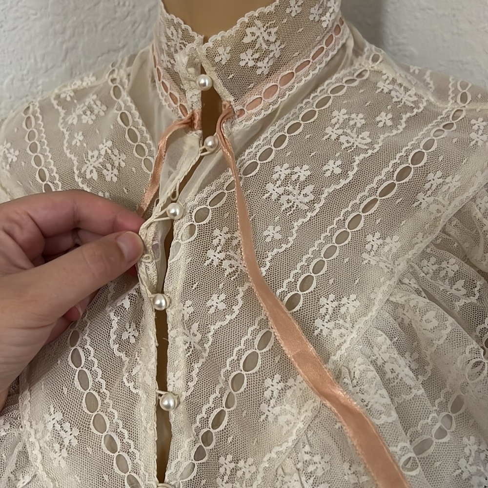 VINTAGE | CottageCore Union Made Ruffle Dress 7/8 - Picture 8 of 10
